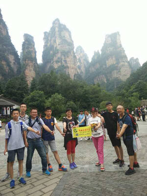 張家界美女導游,誠實靠譜,安排行程絕對讓你開心滿意!