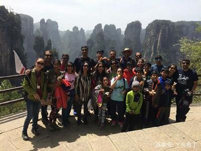 張家界當(dāng)?shù)貙?dǎo)游,推薦一個(gè)唄
