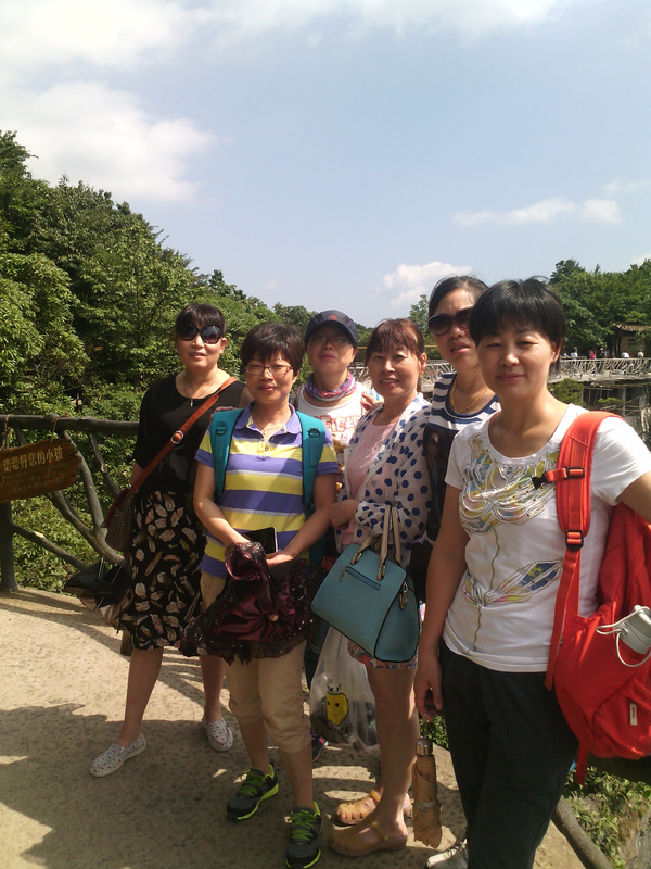 張家界美女導游推薦/免費提供咨詢/純玩張家界