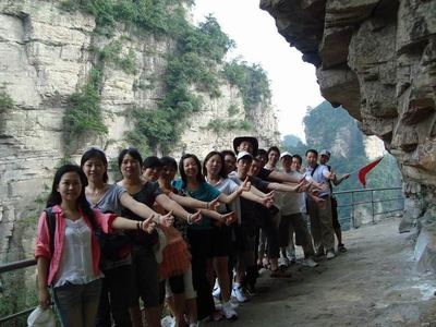 張家界鳳凰怎樣玩哪些地方值得去幾天合適須要伴自由行導游么?