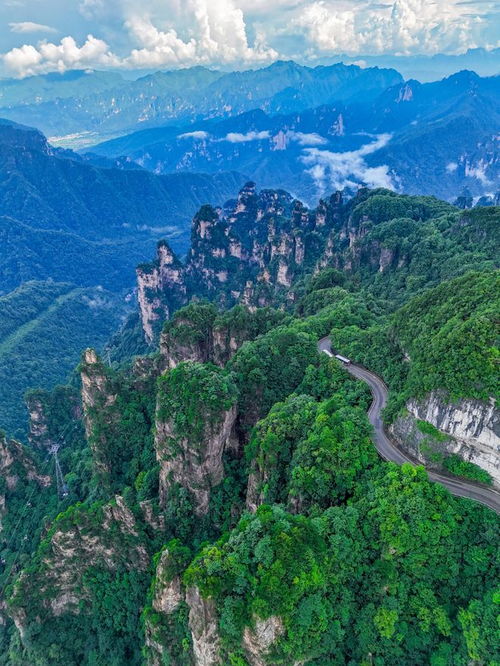 張家界5天旅游團攻略,一站式吃住行 門票全包,省心游玩指南